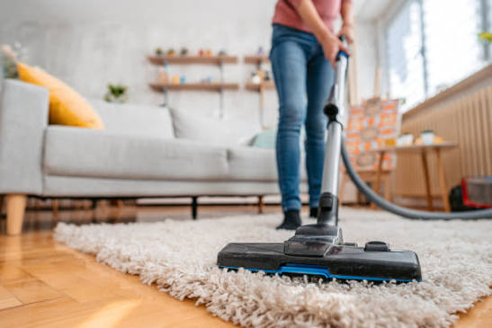 CARA MEMBERSIHKAN DAN MERAWAT VACUUM CLEANER DENGAN BENAR